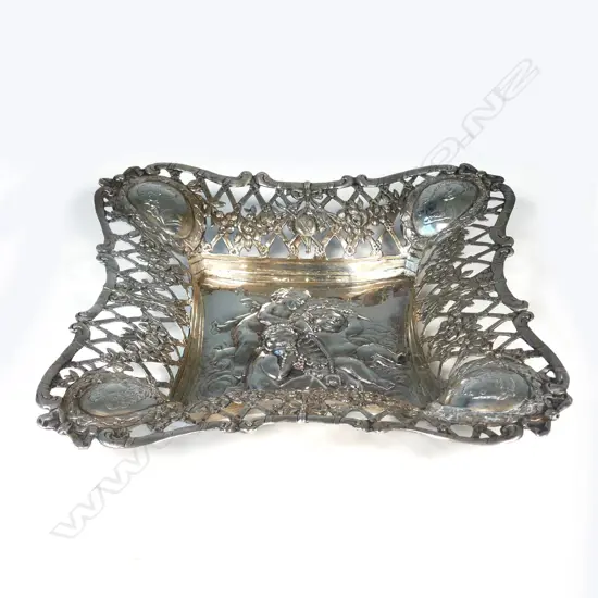 A 19thC Hanau German silver fancy table dish