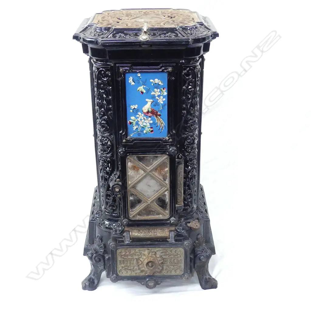 A 19thC highly ornate French cast iron heater Image 1++
