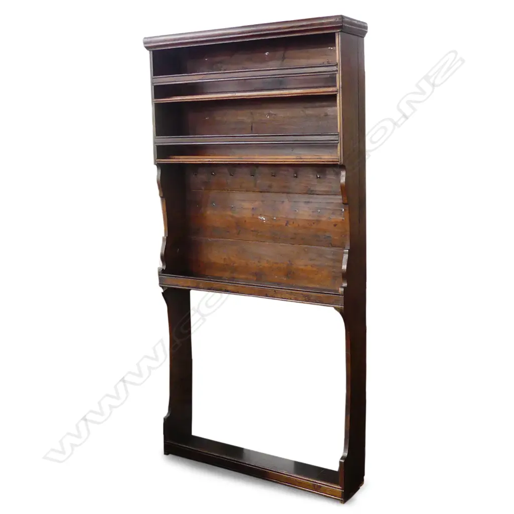 An unusual oak country dresser Image 1++
