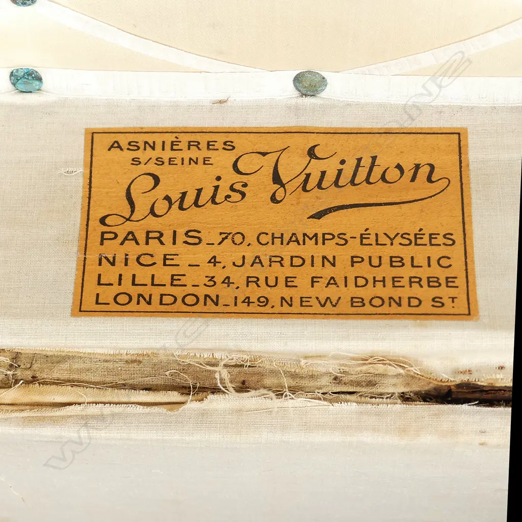 An early 1900s Louis Vuitton steamer trunk Image 1++