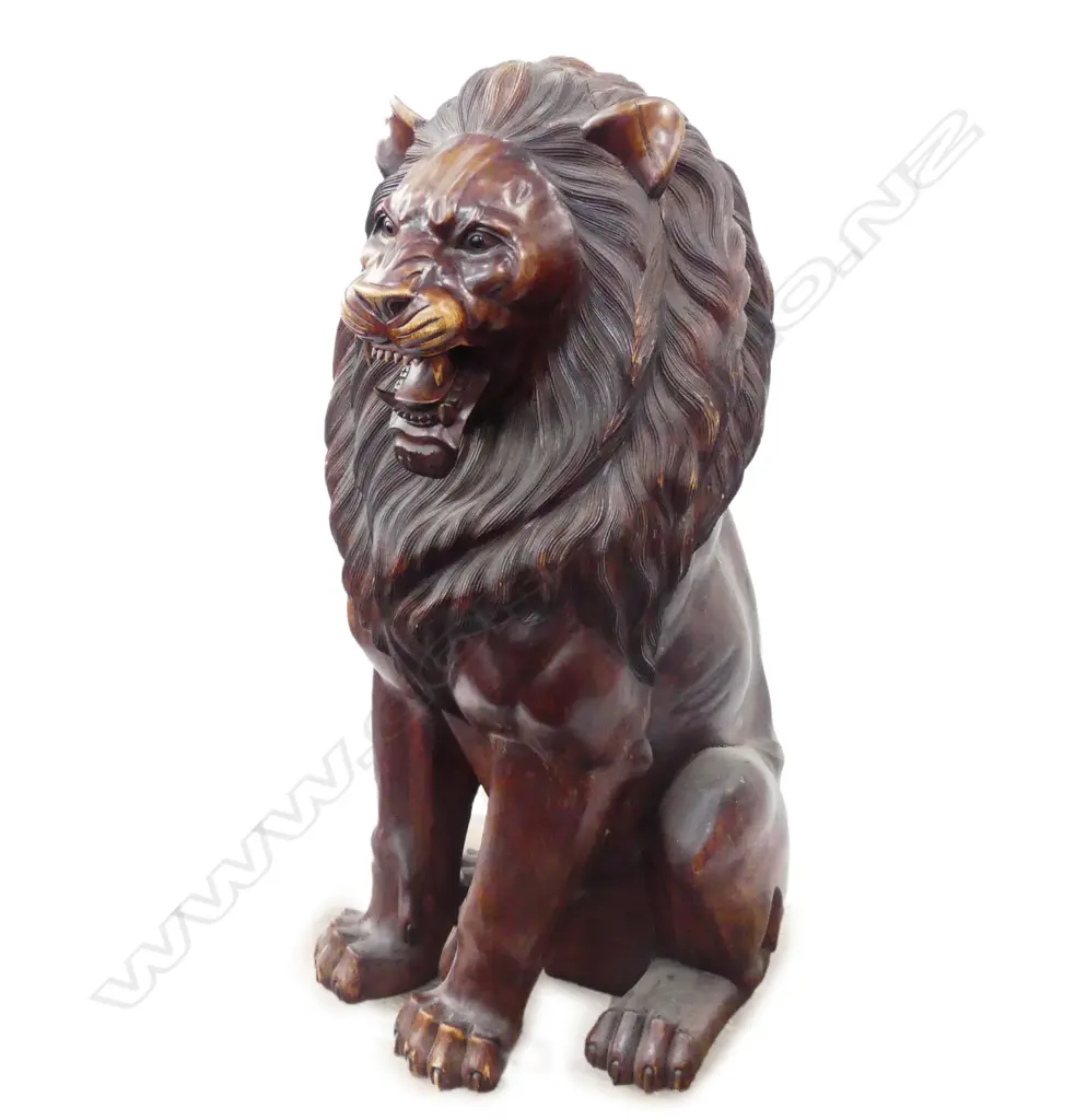 An impressive carved wooden lion Image 1++
