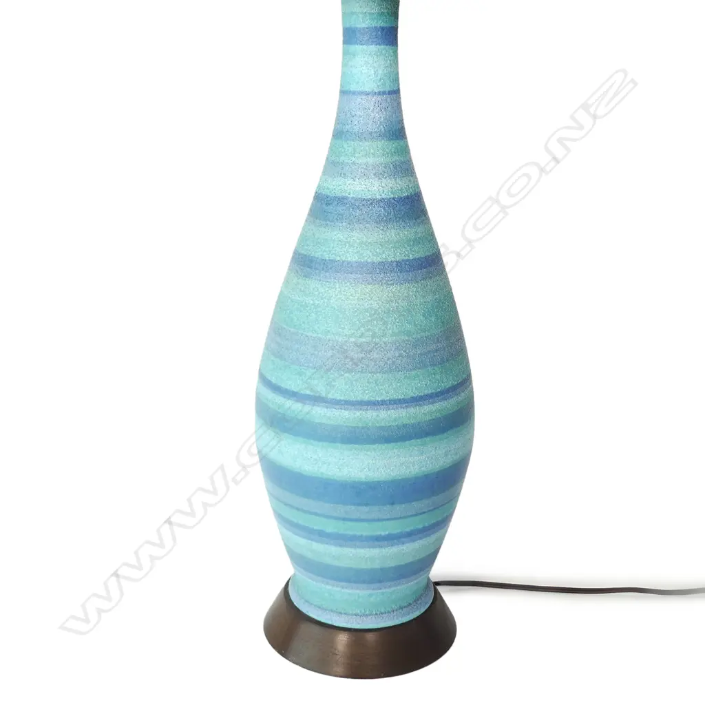 A mid-century table lamp Image 1++