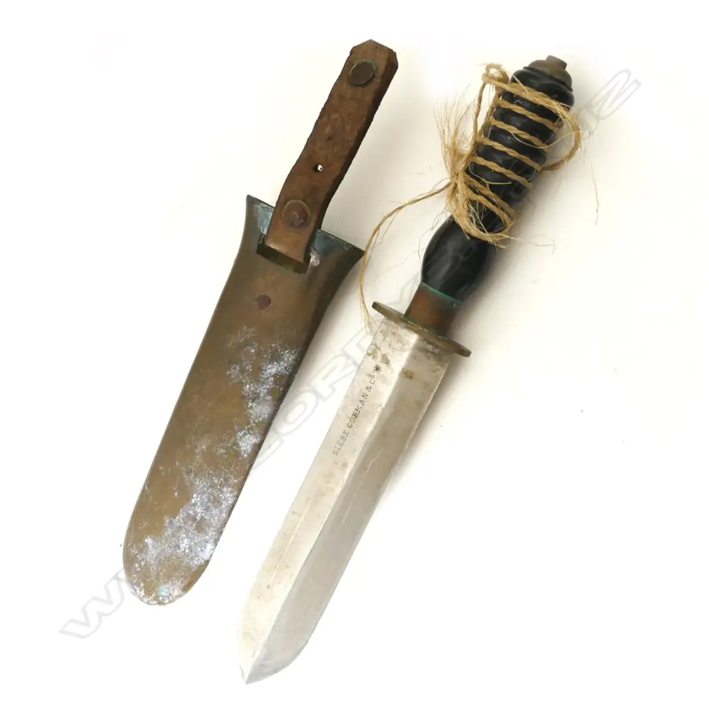 A vintage Siebe Gorman and Co. diver's knife Image 1++