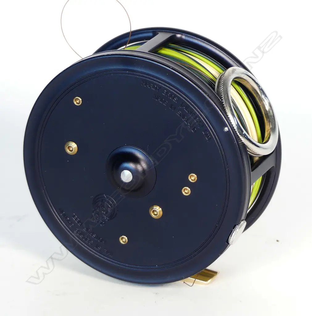 A quality limited edition re-run Hardy 4¼" St George Hotspur fishing reel Image 1++