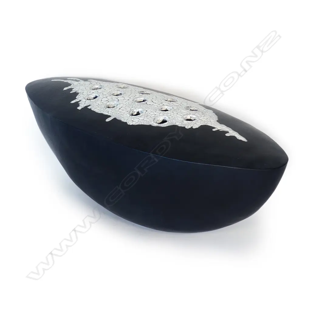 A Graham Ambrose 'Muriwai Arc' sculpture Image 1++