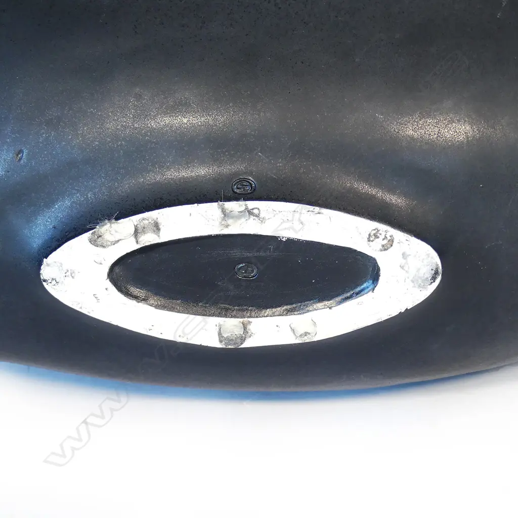 A Graham Ambrose 'Muriwai Arc' sculpture Image 1++