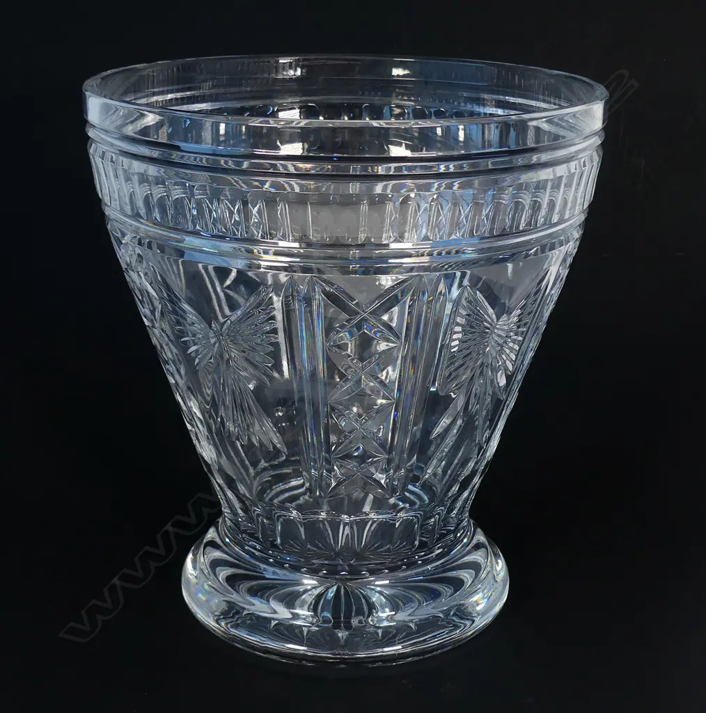A large and impressive Waterford champagne bucket Image 1++