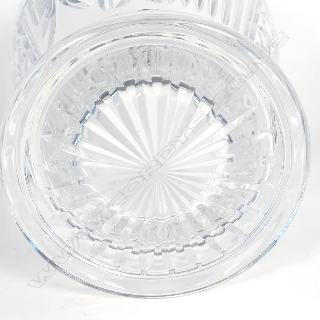 A large and impressive Waterford champagne bucket Image 1++