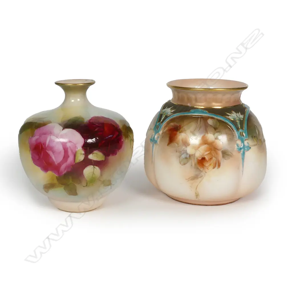 Two early 20thC Royal Worcester rose painted vases Image 1++