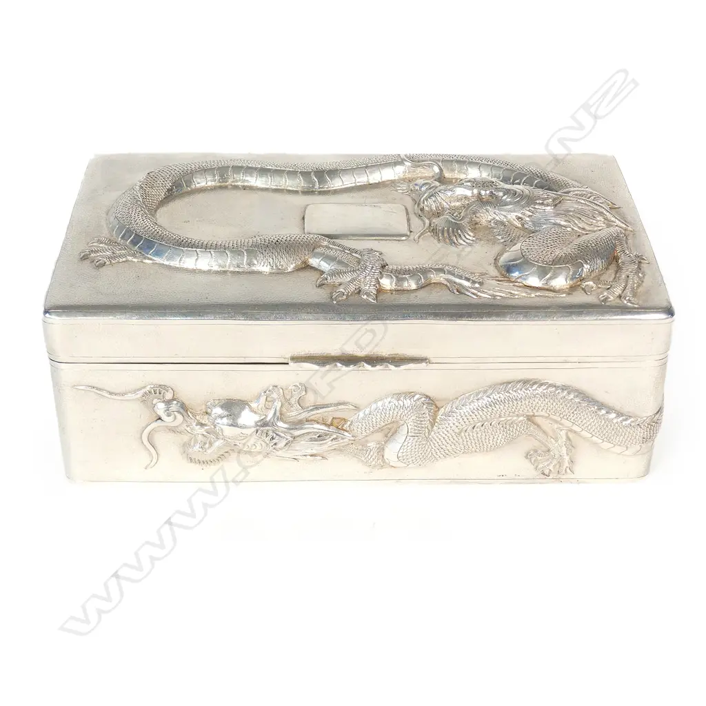 A c.1900 Chinese silver dragon embossed rectangular box Image 1++