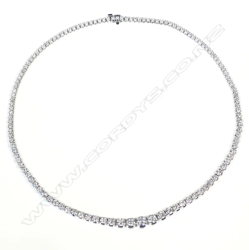 An impressive 18ct. white gold and graduated diamond set necklace Image 1++