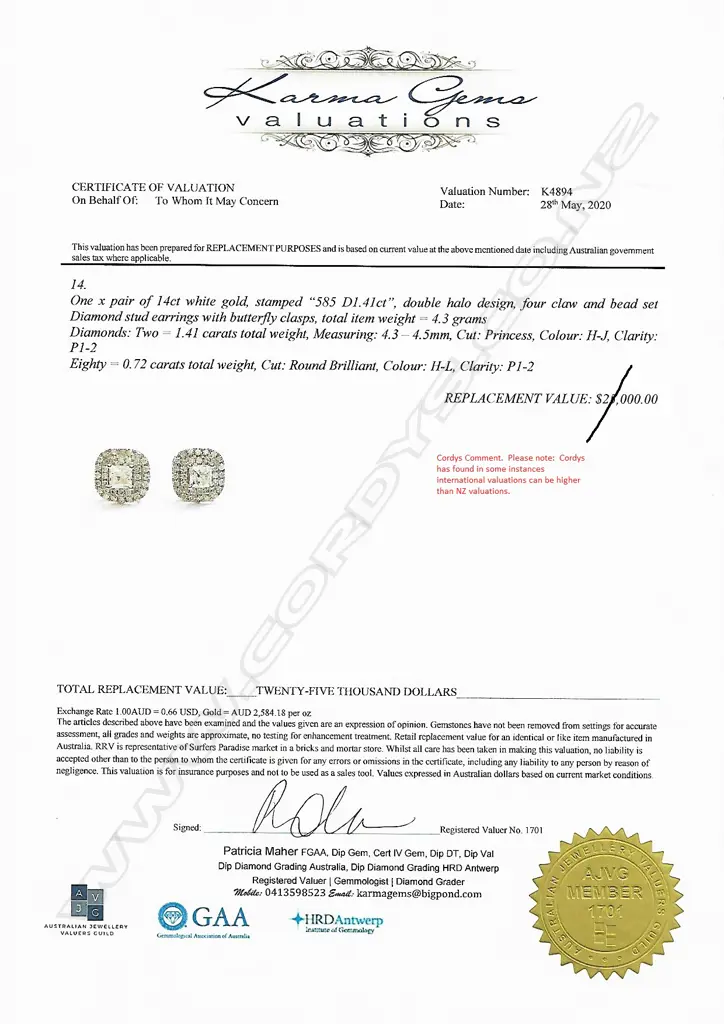 A pair of 14ct white gold and diamond stud earrings Image 1++