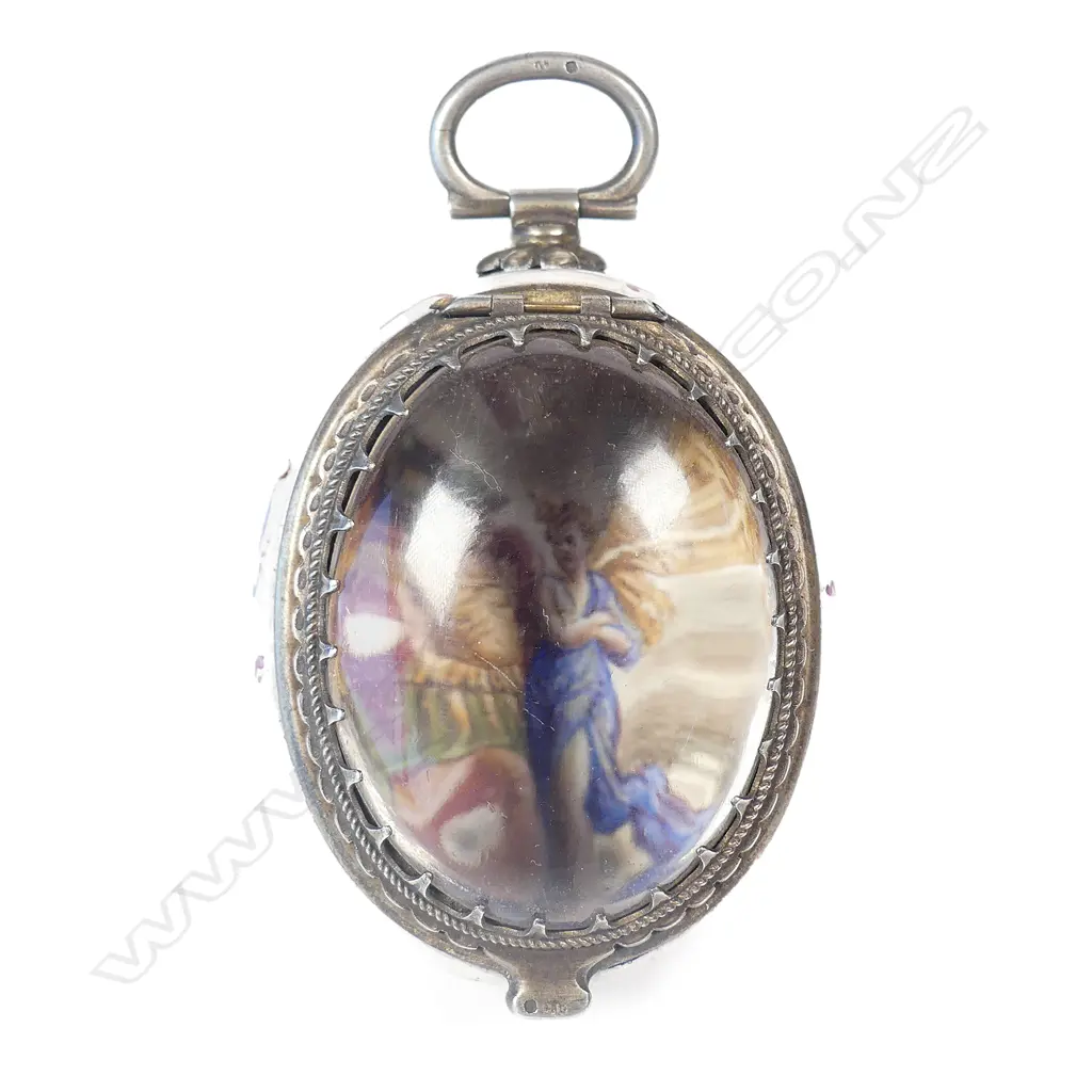 A late 18thC German enamel and rock crystal snuff box Image 1++