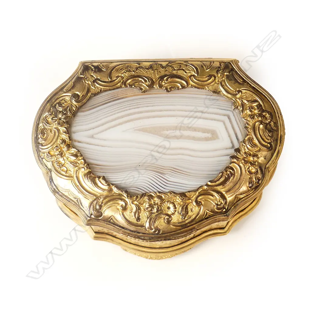 A French gilded rococo double snuff box Image 1++