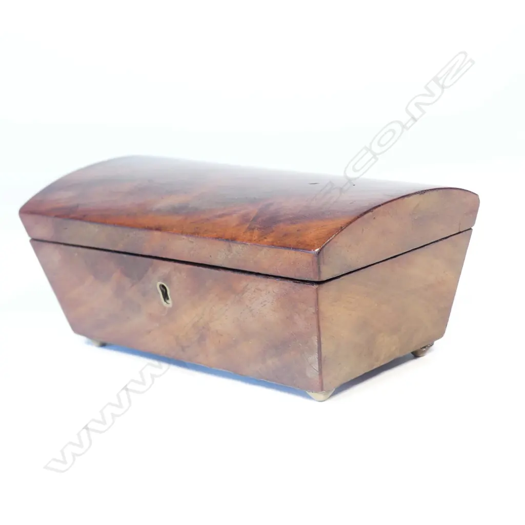 A William IV mahogany trunk form small trinket box Image 1++