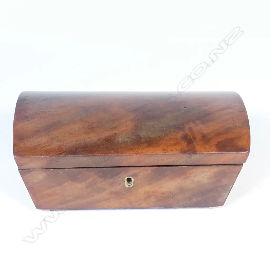 A William IV mahogany trunk form small trinket box Image 1++
