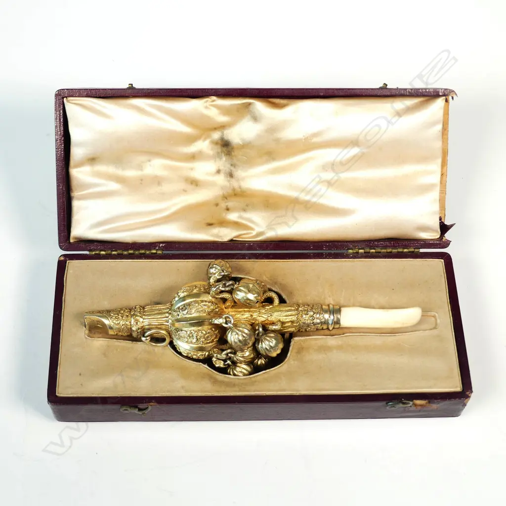 An impressive William IV silver gilt baby's rattle Image 1++
