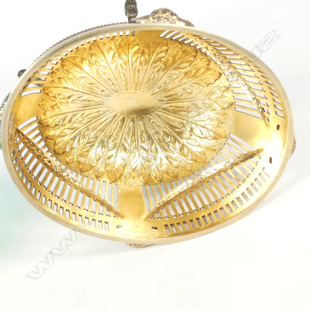 A quality Edwardian silver gilt Adams style bonbonniere raised bowl Image 1++
