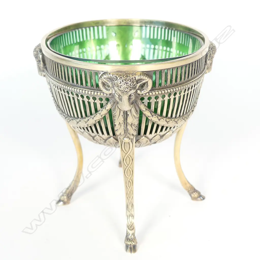 A quality Edwardian silver gilt Adams style bonbonniere raised bowl Image 1++