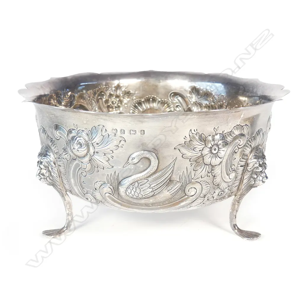 A large Edwardian silver footed bowl Image 1++