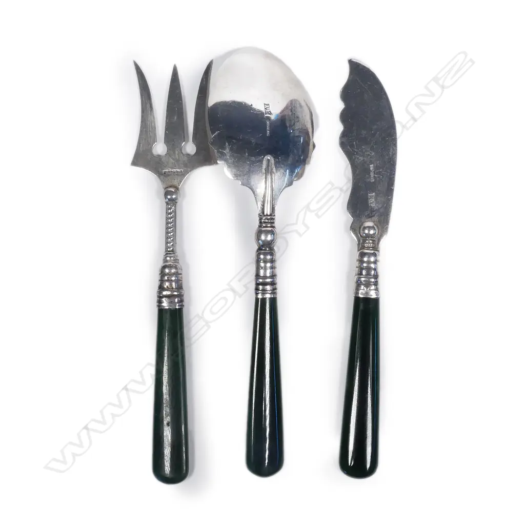 Three New Zealand silver utensils with greenstone handles Image 1++