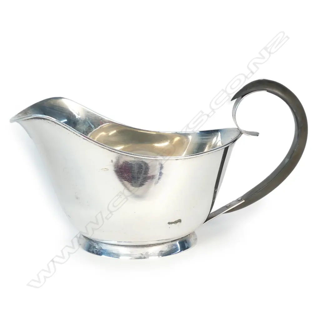 A Danish modernist silver sauce boat Image 1++