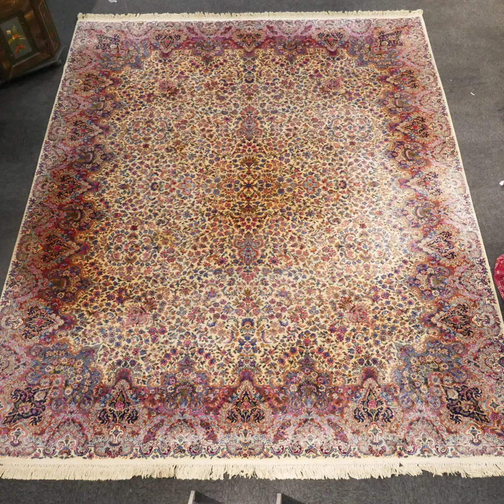 A very large Persian style machine knotted woollen carpet Image 1++