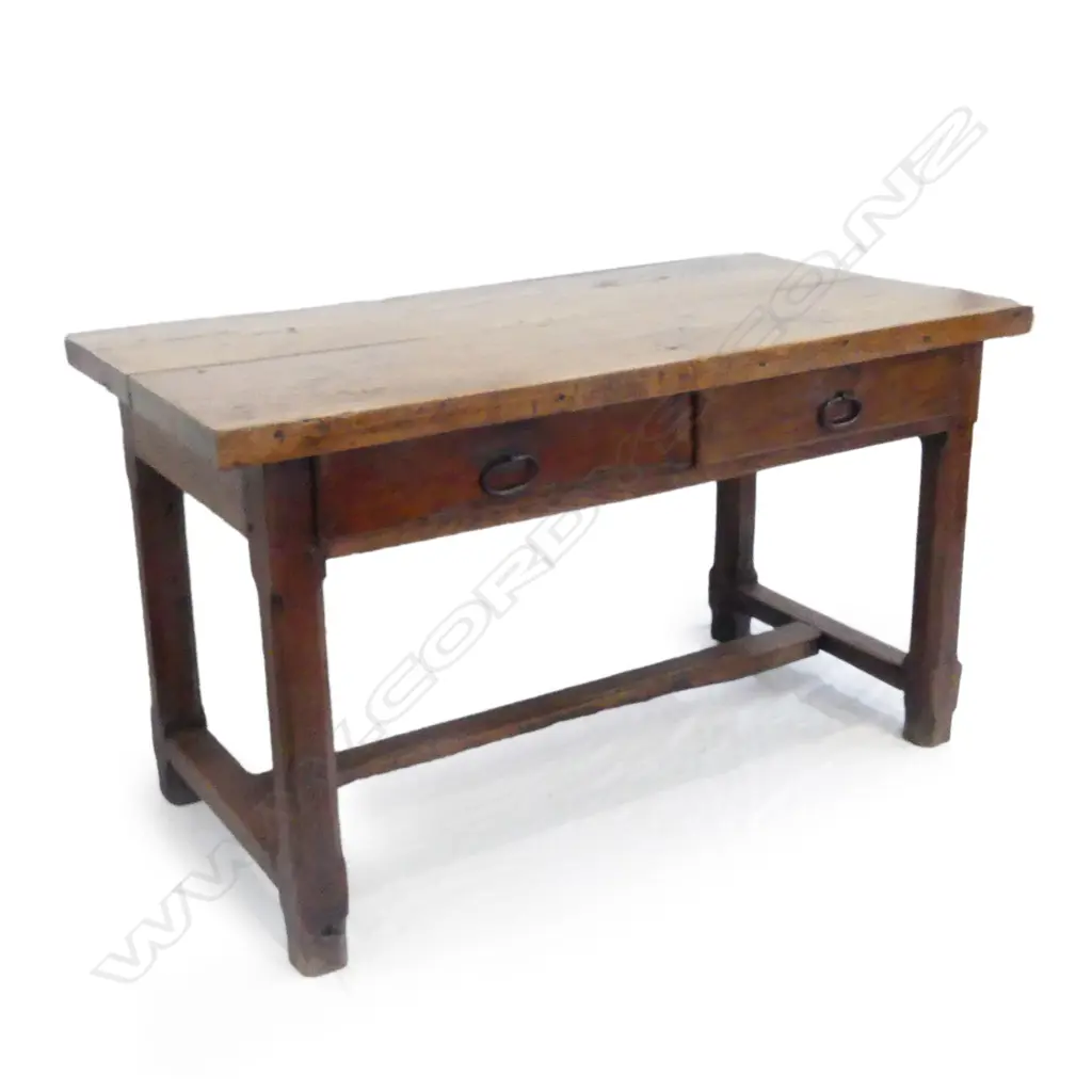 A substantial oak console table Image 1++