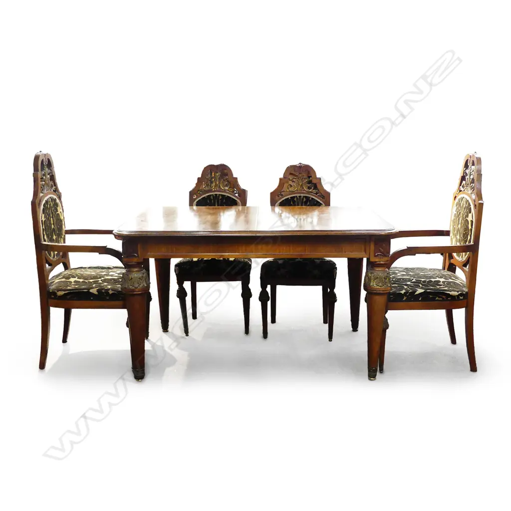 A 19thC. French mahogany extension dining table Image 1++