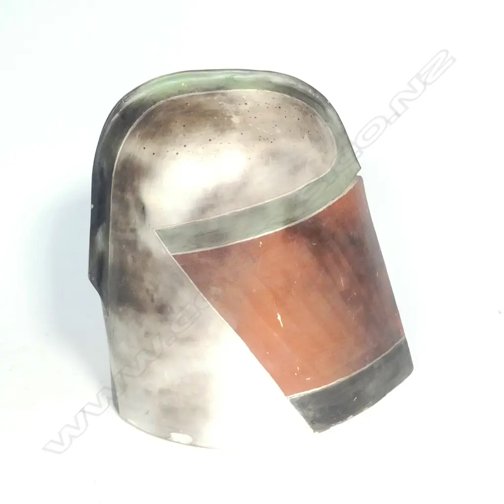 A Moira Elliot ceramic helmet Image 1++