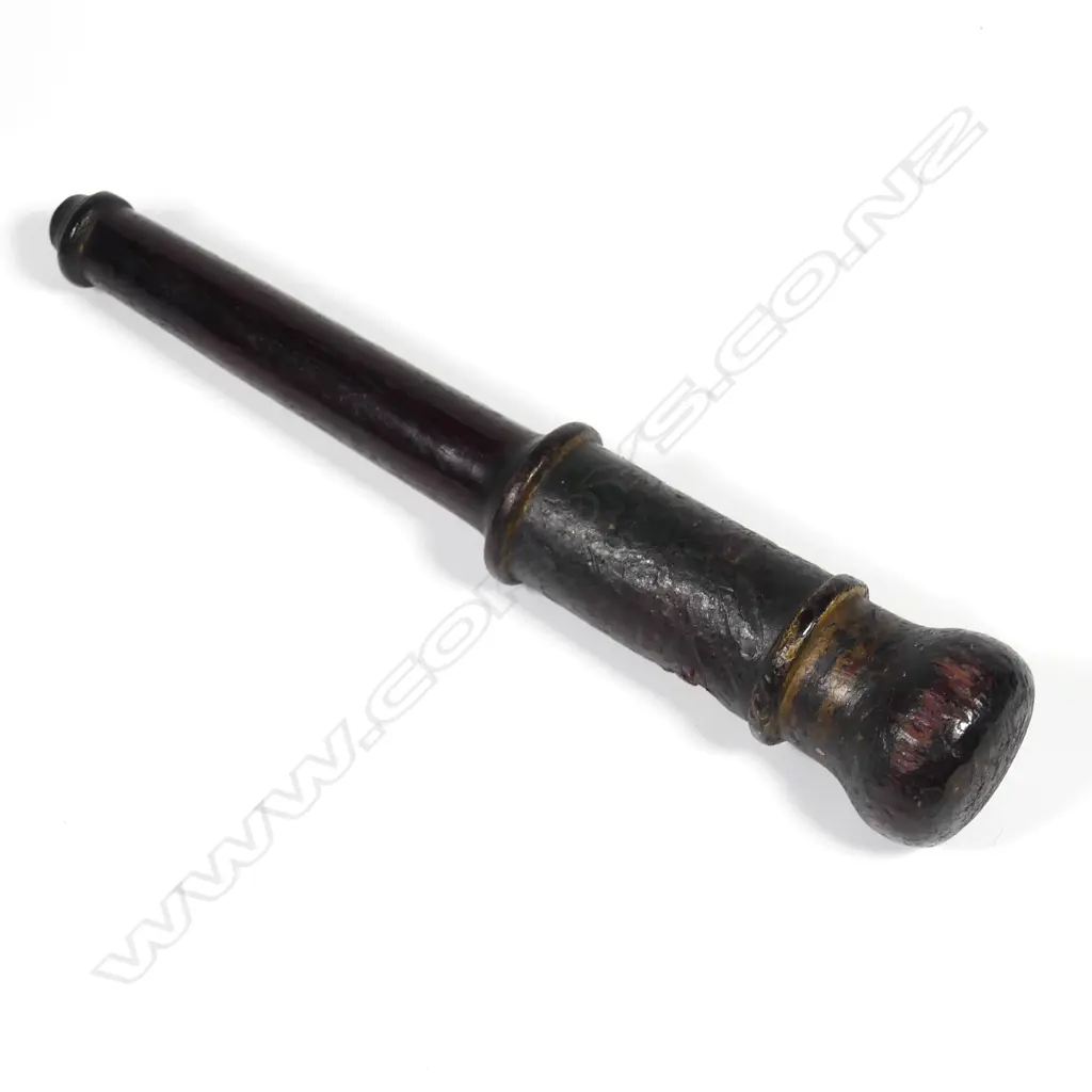 A Victorian police truncheon Image 1++