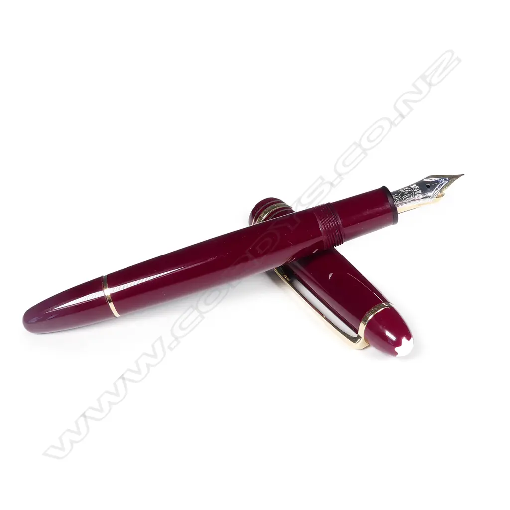 A Mont Blanc Meisterstuck 146 fountain pen Image 1++