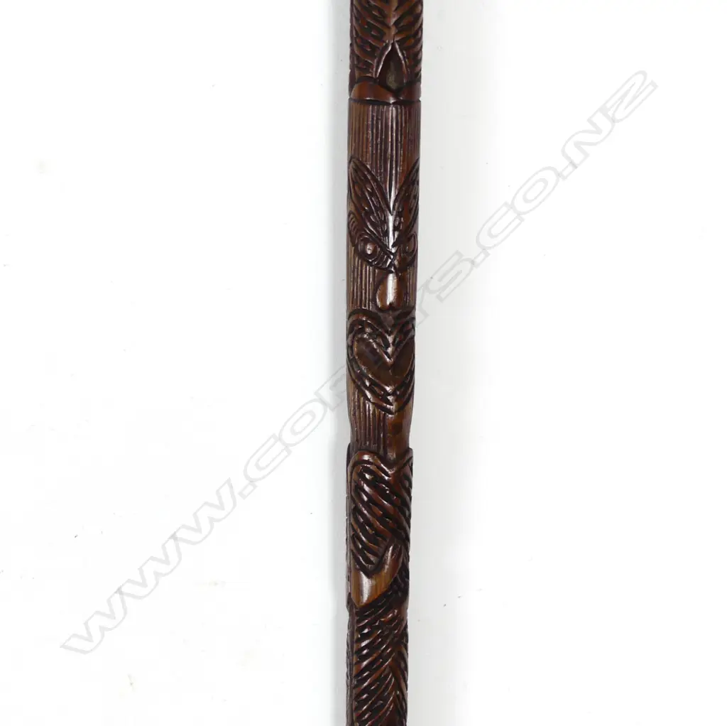 A late 19th/early 20thC Maori carved tokotoko/walking stick Image 1++