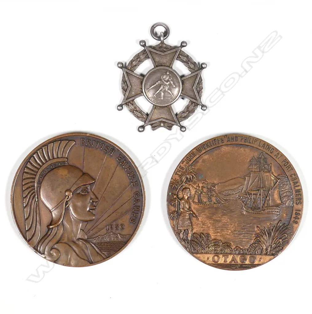 Bronze medallions for the British Empire Games 1950 and Boxing Championships Otago 1948 Image 1++