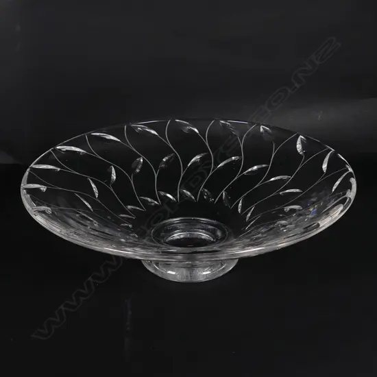 A Clyne Farquharson crystal bowl