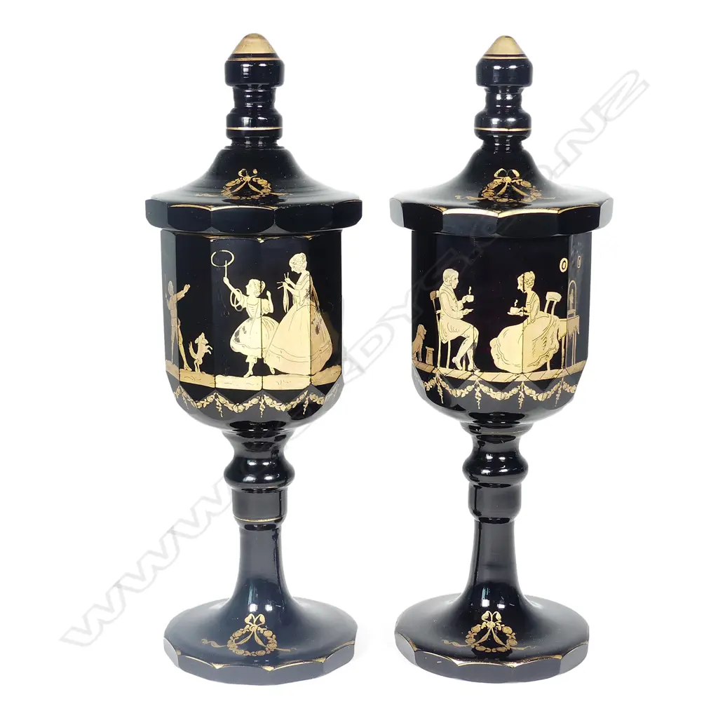 A pair of early 19thC Russian purple glass goblets Image 1++