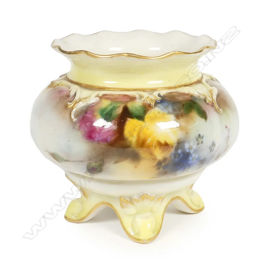 A Royal Worcester small footed table jardiniere Image 1++