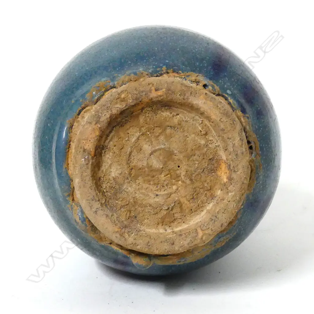 A Chinese Jun glaze vase Image 1++