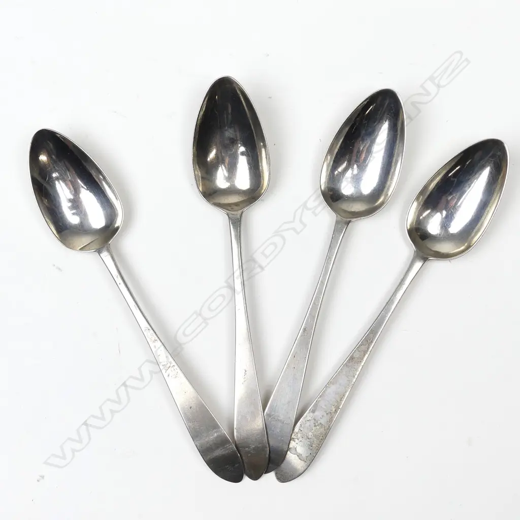 Four George III Irish silver dessert spoons Image 1++