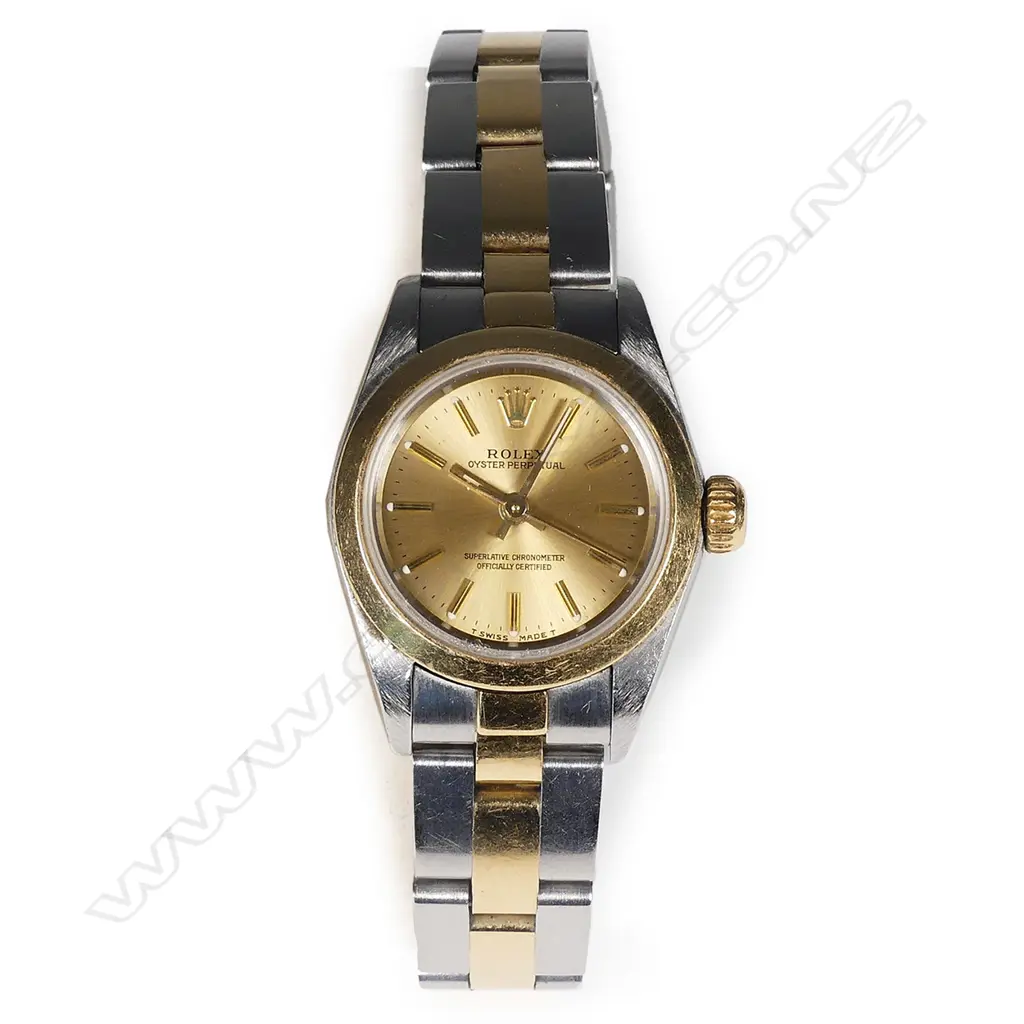 A lady's Rolex Oyster chronometer wristwatch Image 1++