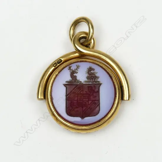 A 19thC quality 18ct yellow gold and hardstone heraldic seal