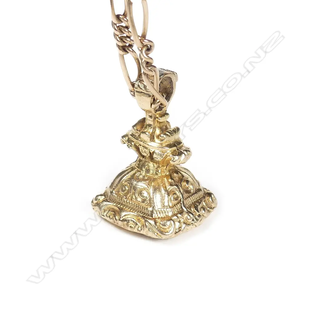 A vintage 9ct rose gold muff chain with 19thC fob seal attached Image 1++