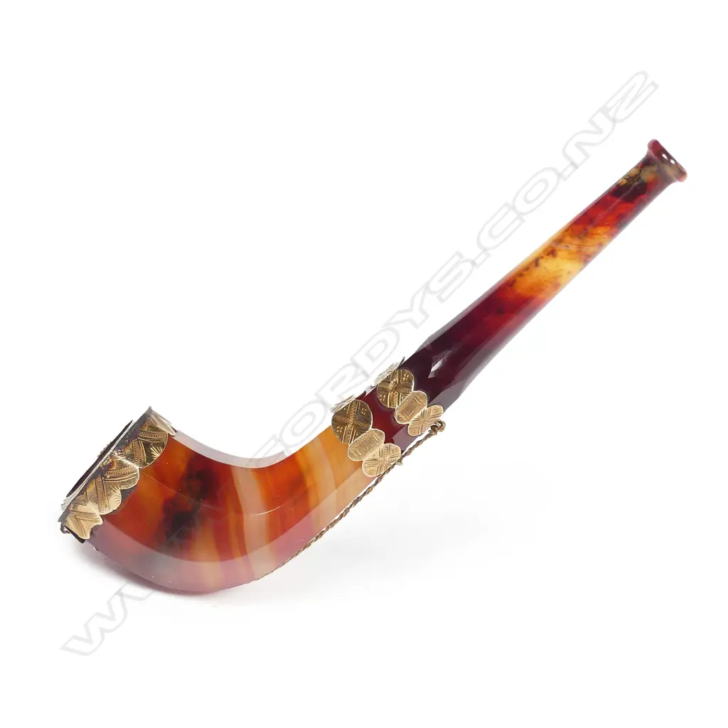 An uncommon late 19thC banded agate and gold mounted pipe Image 1++