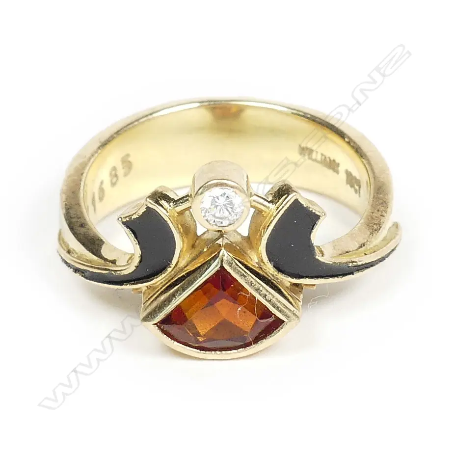 A bespoke 'Williams' 18ct yellow gold diamond and citrine ring Image 1++