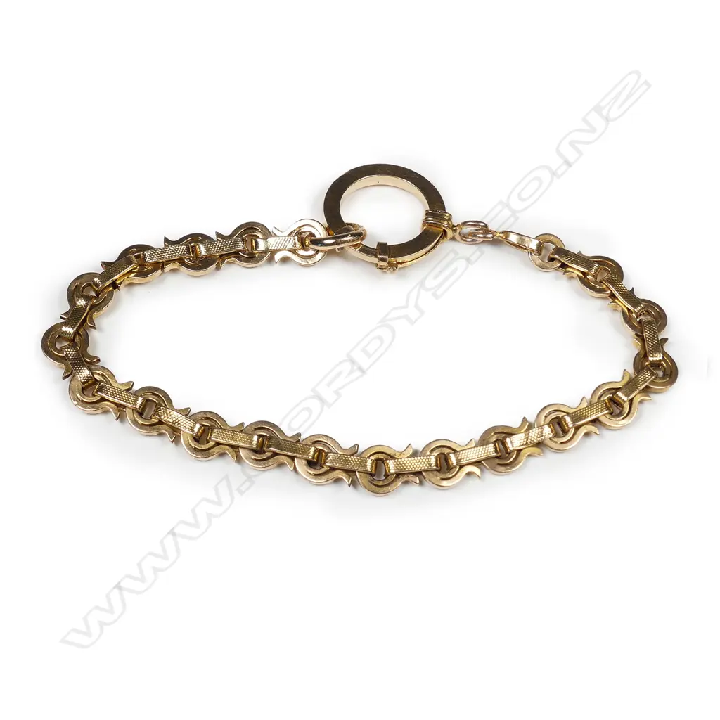 A c.1900 18ct yellow gold bracelet Image 1++