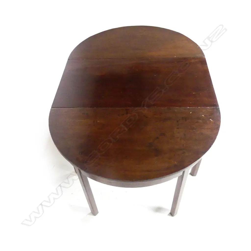 A George III mahogany D-end dining table Image 1++