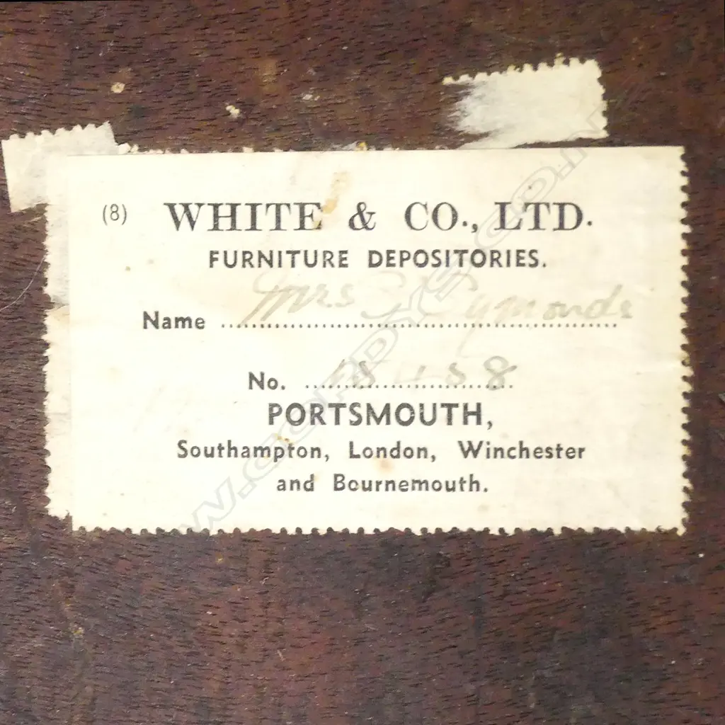 A George III mahogany D-end dining table Image 1++