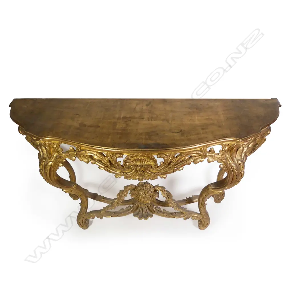 A French style console table Image 1++