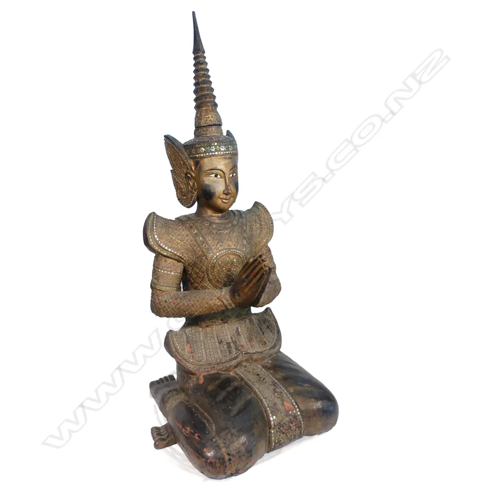 An antique life size wooden female bodhisattva Image 1++