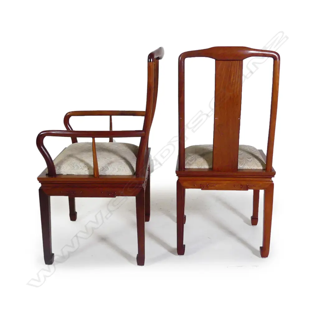 A Chinese rosewood extension dining table and chairs Image 1++